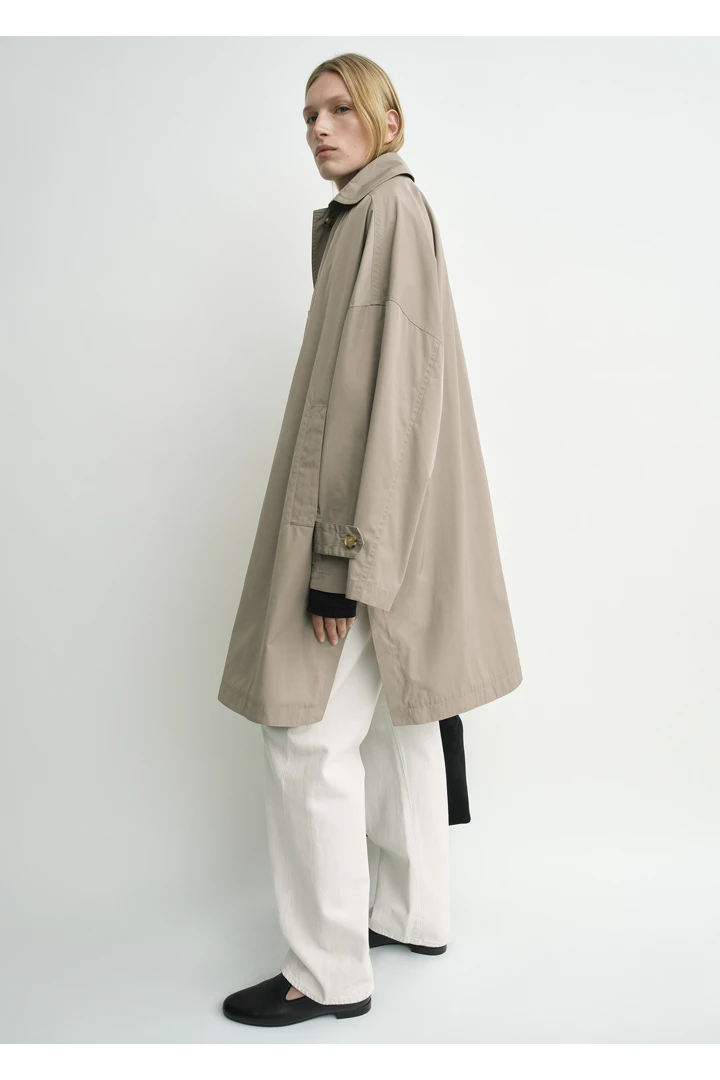 TOTEME 카 코트 토프의 토프컬러 1번쨰 이미지입니다.