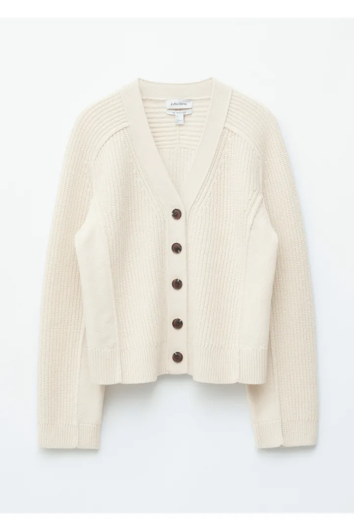 앤아더스토리즈 메리노 울 가디건의 크림컬러 Product입니다.