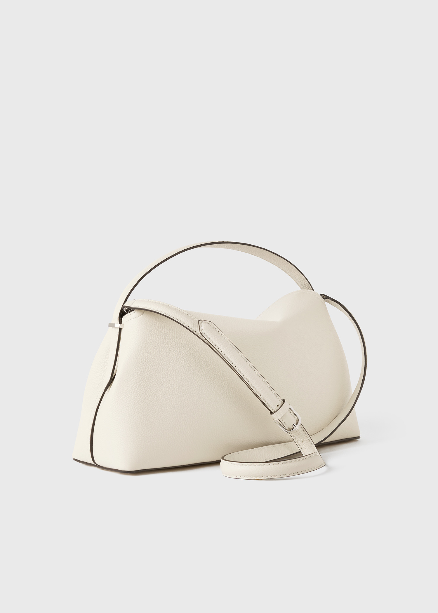 TOTEME 티-락 탑 핸들 밀크의 밀크컬러 7번쨰 이미지입니다.