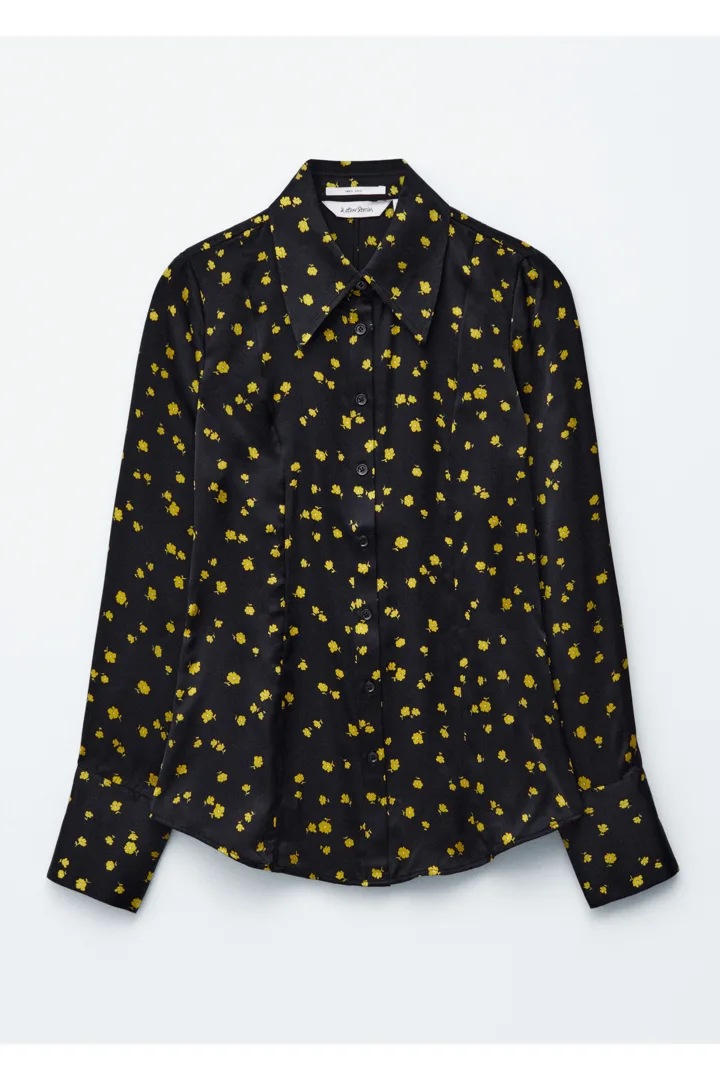 앤아더스토리즈 테이퍼드 실크 셔츠의 블랙 플로랄컬러 Product입니다.