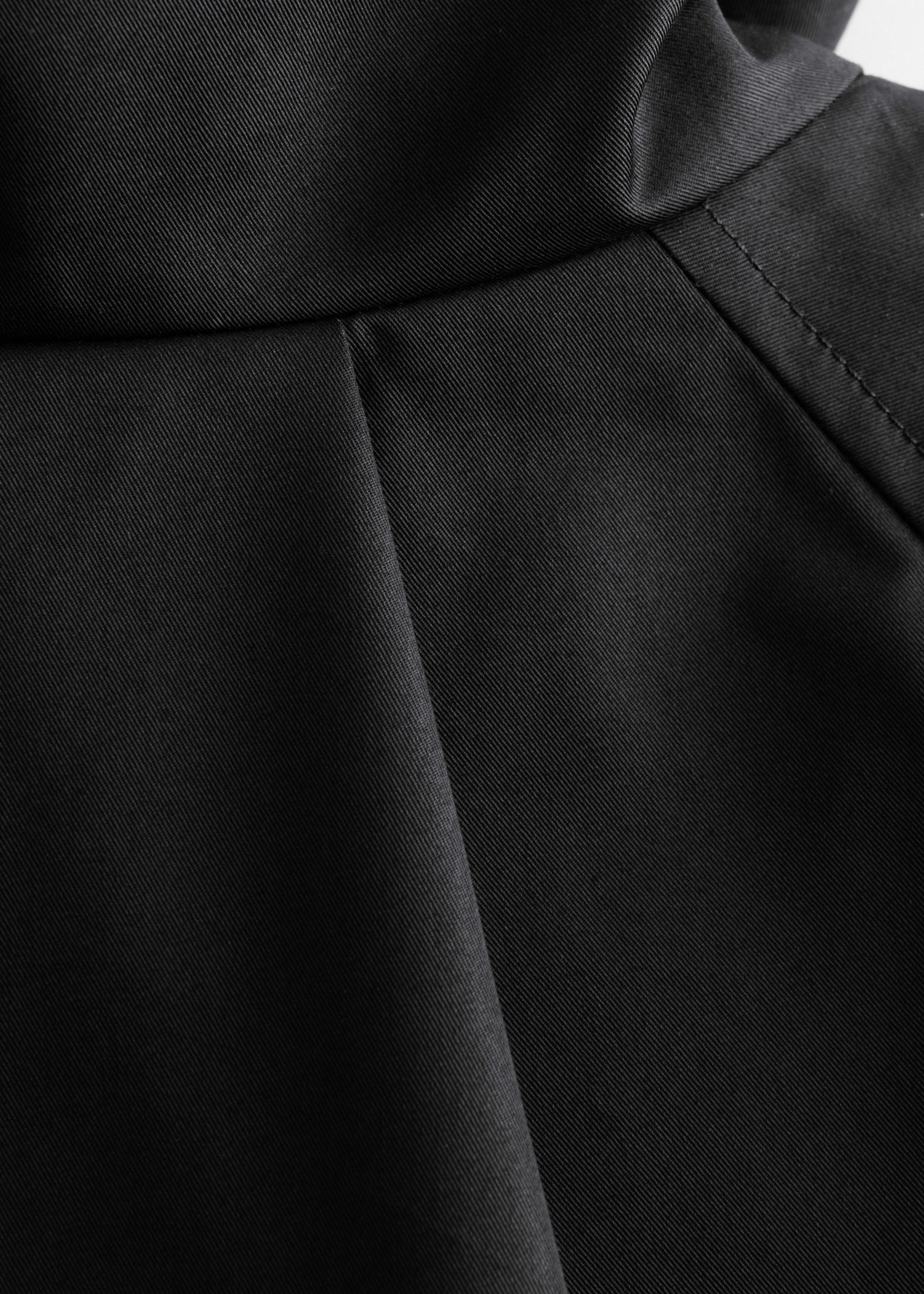 앤아더스토리즈 집업 트윌 자켓의 블랙컬러 Detail입니다.