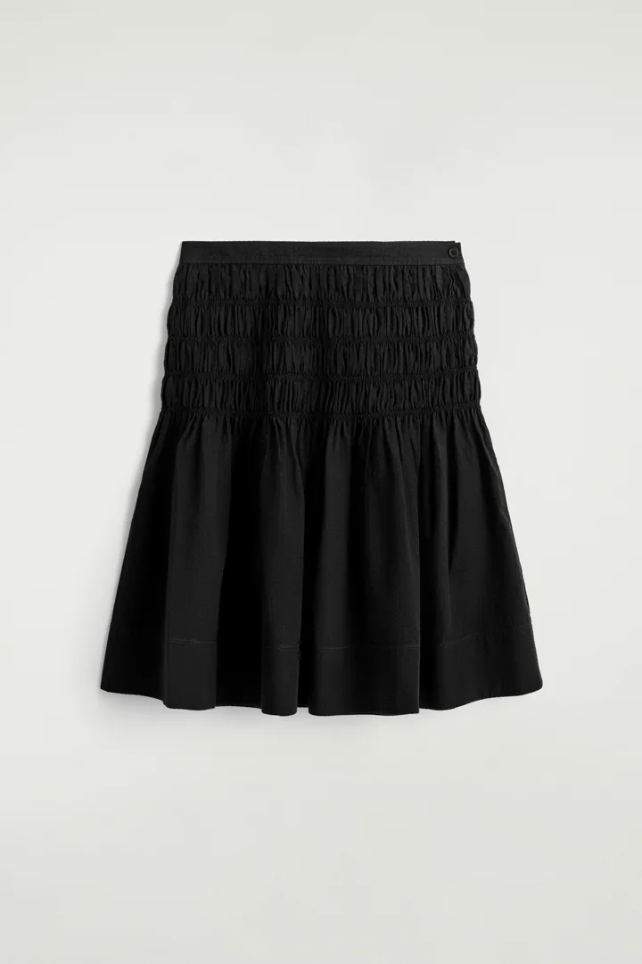 COS default image 10 of 블랙 in 스모킹 에이라인 스커트