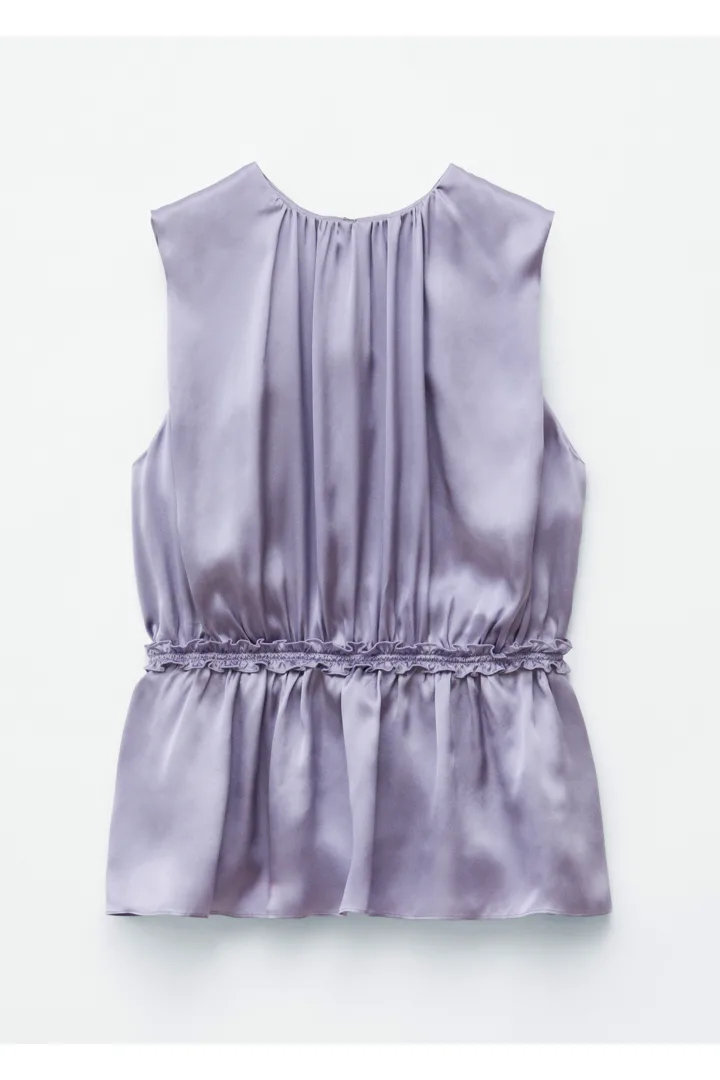 앤아더스토리즈 슬리브리스 실크 프릴 탑의 퍼플컬러 Product입니다.