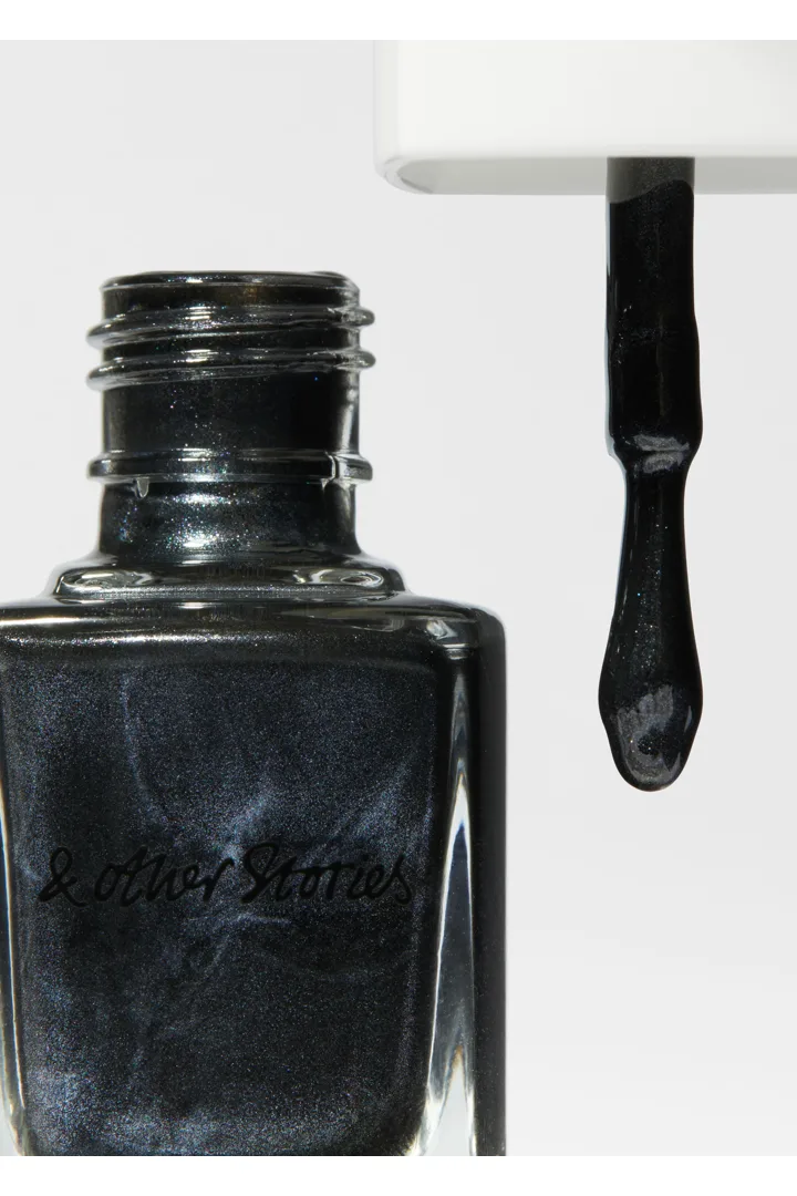 앤아더스토리즈 네일 컬러의 오닉스 드롭컬러 Detail입니다.