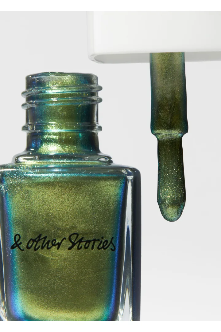 앤아더스토리즈 네일 컬러의 에메랄드 에코컬러 Detail입니다.