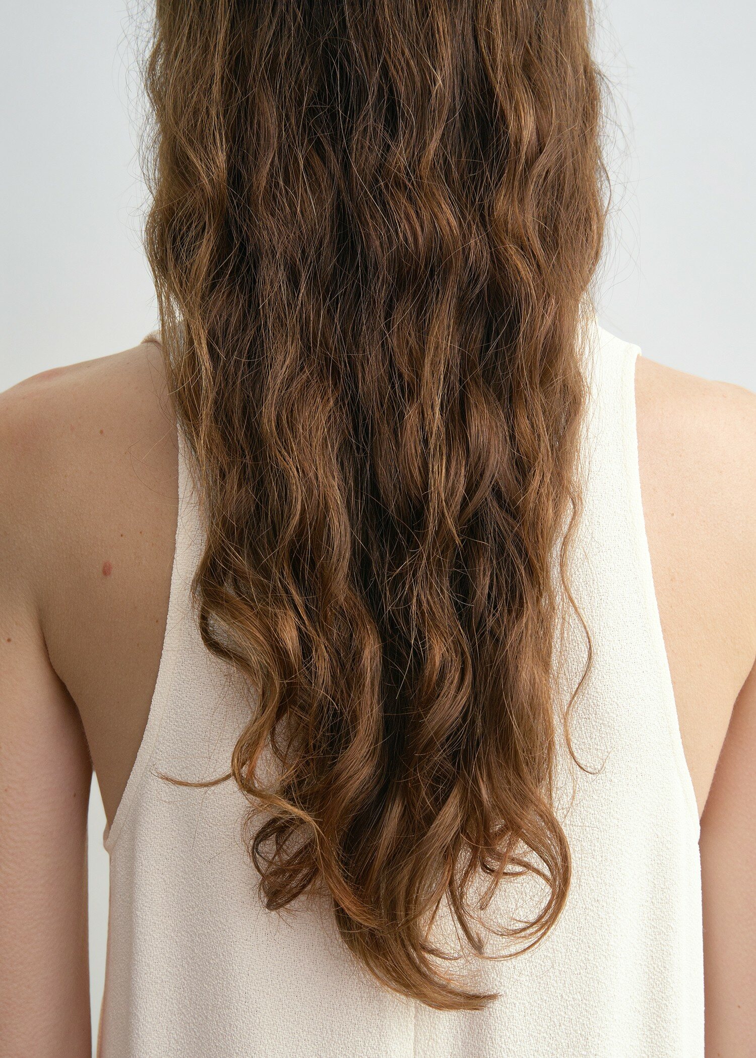 TOTEME 스쿠프-넥 세이블 드레스 마카다미아의 마카다미아컬러 3번쨰 이미지입니다.