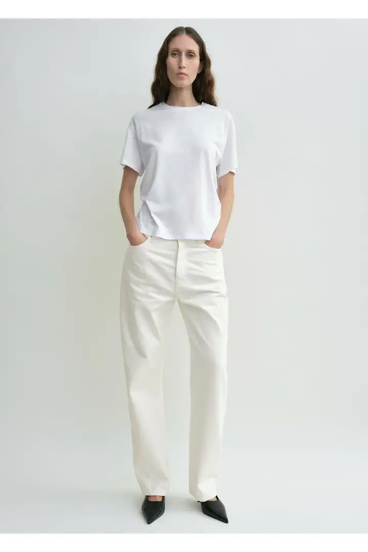 TOTEME default image 4 of 오프-화이트 in 트위스티드 심 데님 풀 렝스 오프 화이트