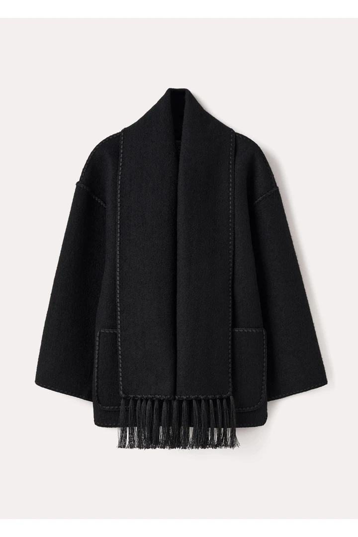 TOTEME 엠브로이더드 스카프 재킷 블랙의 블랙컬러 5번쨰 이미지입니다.