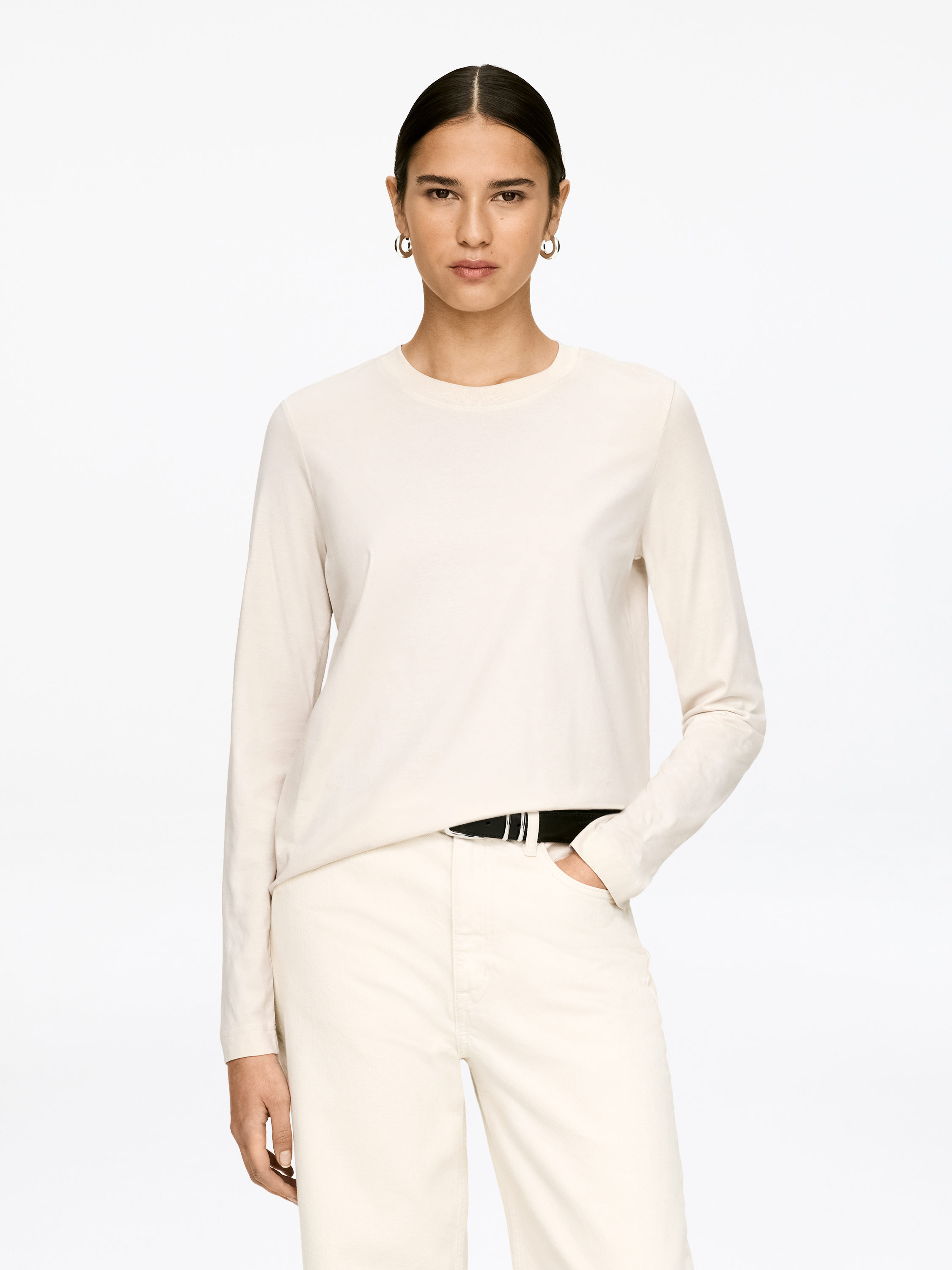 IRIS 시그니처 롱 슬리브 티셔츠