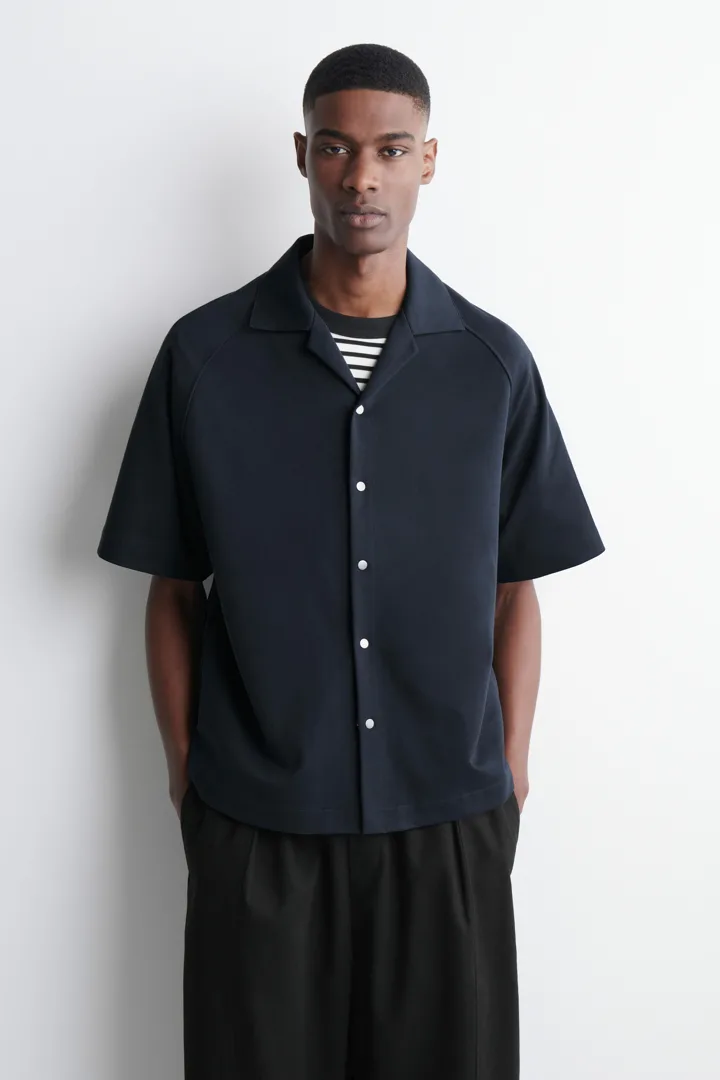 COS default image 22 of 블루 in 패널 유틸리티 셔츠