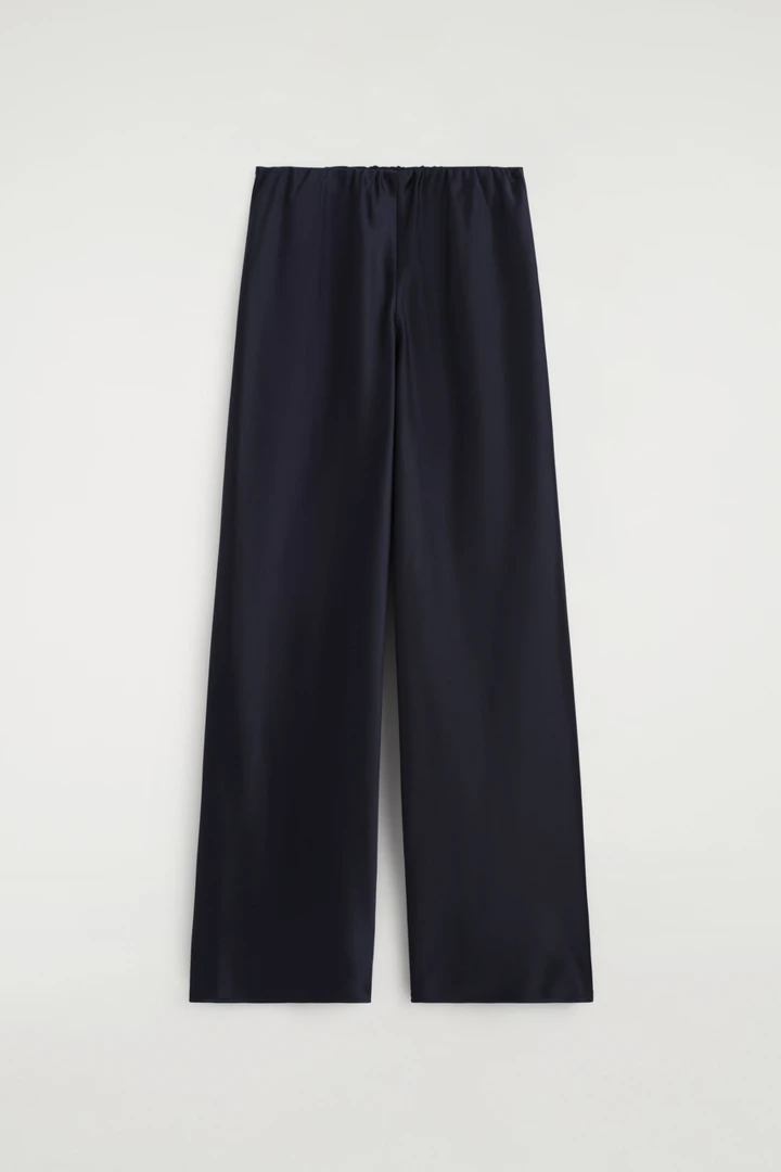 COS default image 6 of 블루 in 새틴 와이드 레그 트라우저