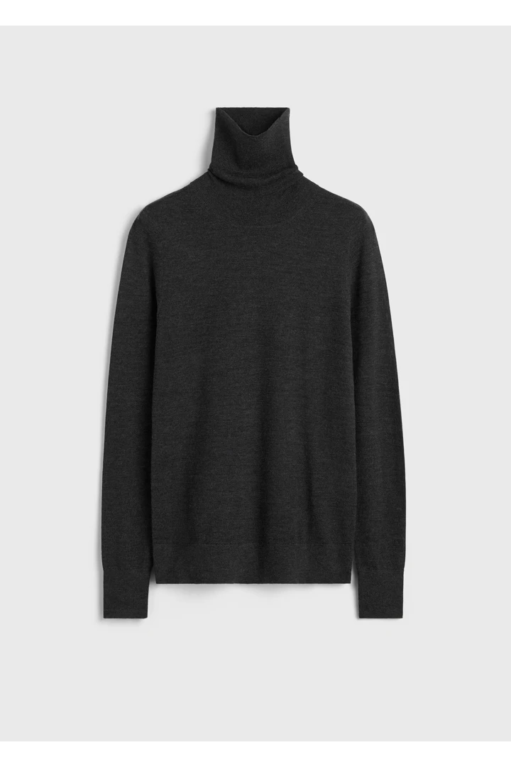 파인 터틀넥 차콜