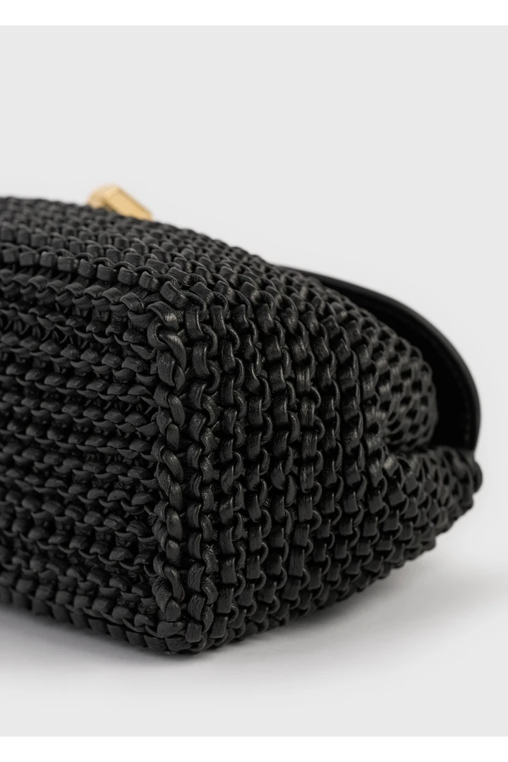 TOTEME 미니 티-락 우븐 레더 클러치 블랙의 블랙컬러 5번쨰 이미지입니다.