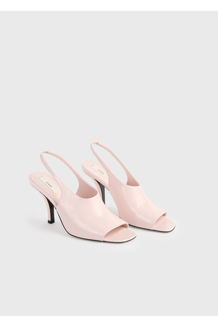 TOTEME 컨투어 나플락 슬링백 플라밍고의 플라밍고컬러 3번쨰 이미지입니다.