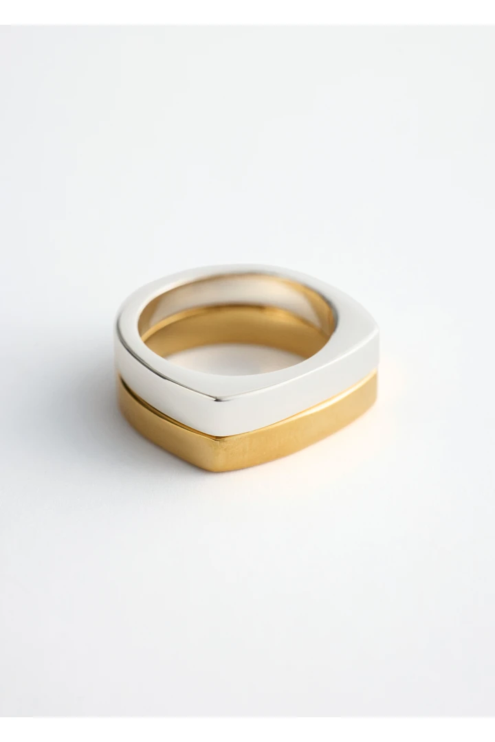 앤아더스토리즈 2팩 링 세트의 골드, 실버컬러 Product입니다.