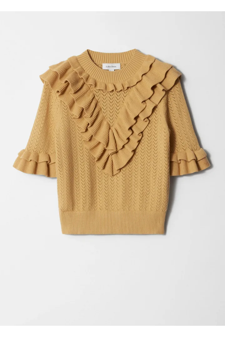 앤아더스토리즈 포인텔 니트 러플 탑의 옐로우컬러 Product입니다.