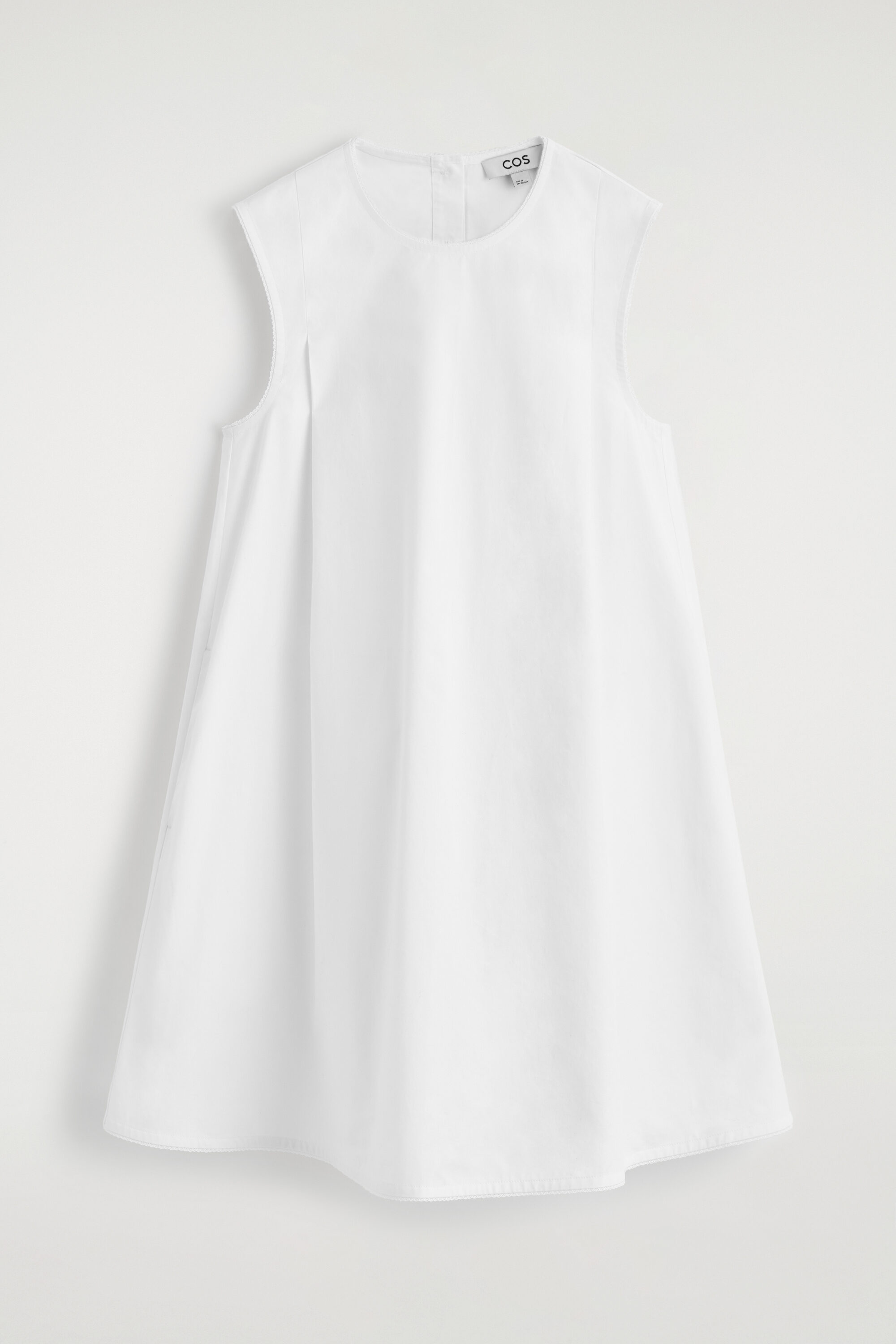 피코 트리밍 플리티드 미니 드레스