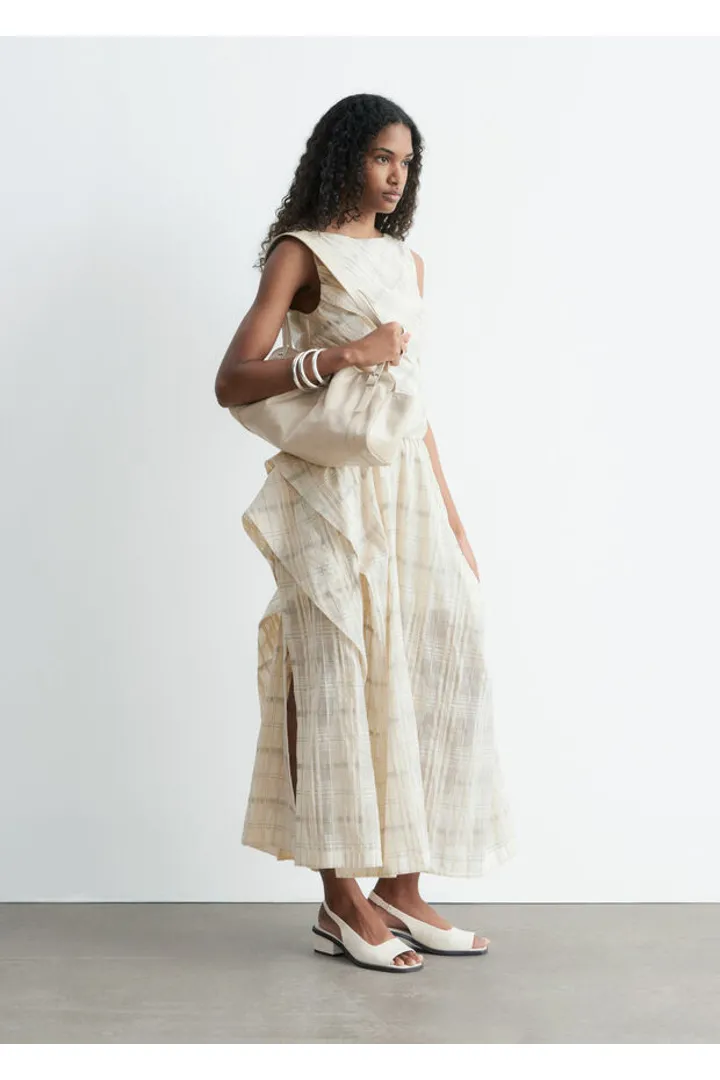 앤아더스토리즈 개더드 코튼 미디 스커트의 오프 화이트-체크컬러 ECOMLook입니다.