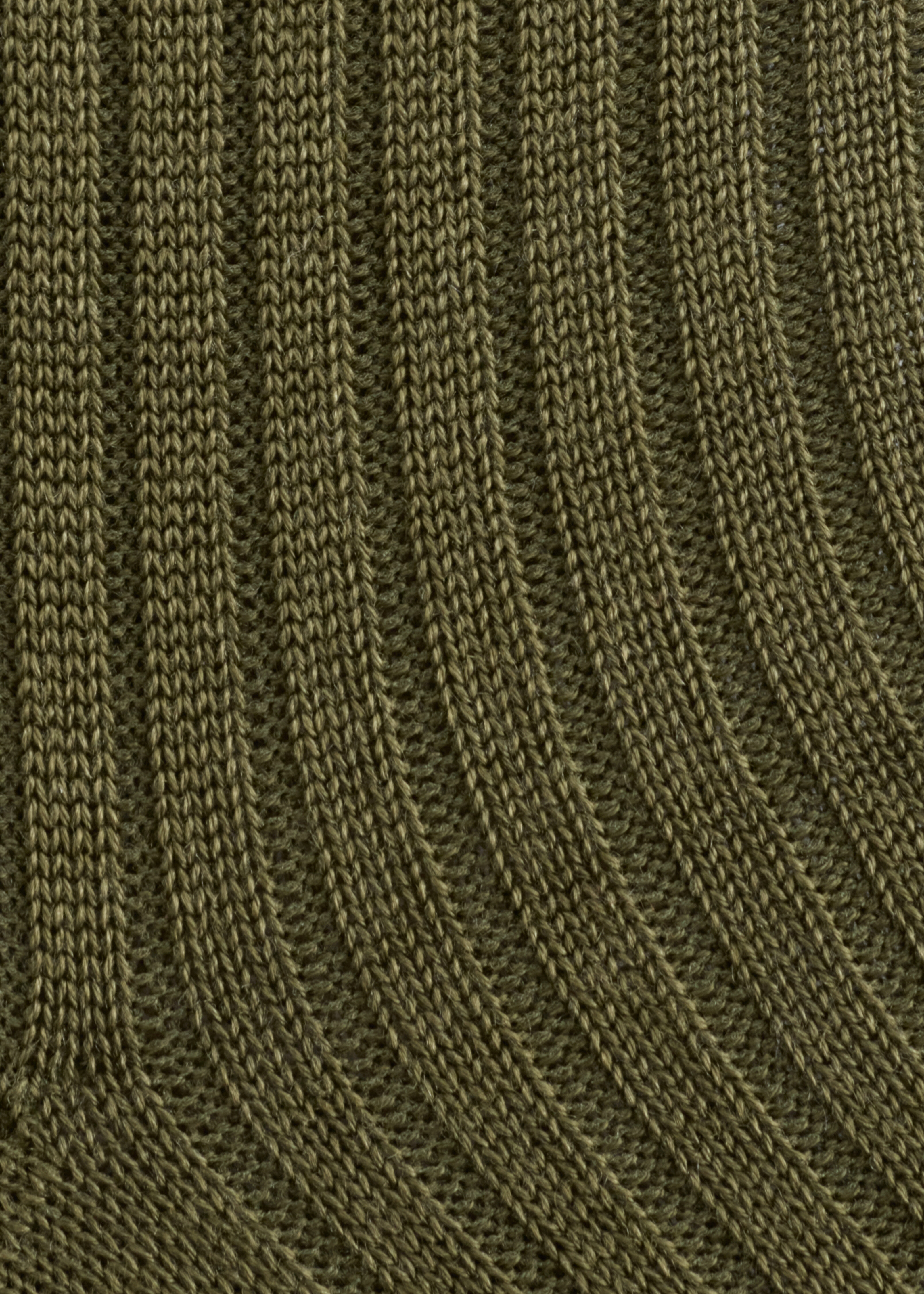 앤아더스토리즈 립 실크 삭스의 올리브 그린컬러 Detail입니다.