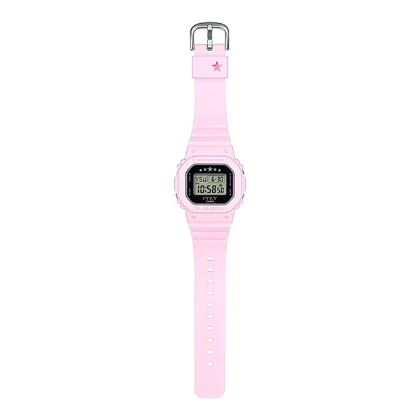 (주)지코스모 [현대백화점] GMD-S5610IT-4BDR 소형 ITZY 콜라보 스퀘어 전자 시계 연핑크 +할인쿠폰