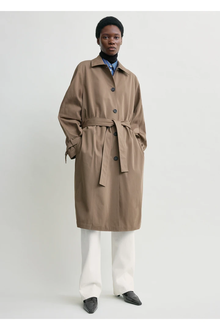 TOTEME default image 11 of 브라운 in 라이트 스프링 트렌치 코트 헤이즐