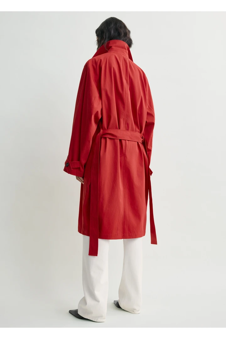 TOTEME 라이트 스프링 트렌치 코트 포피의 포피컬러 2번쨰 이미지입니다.