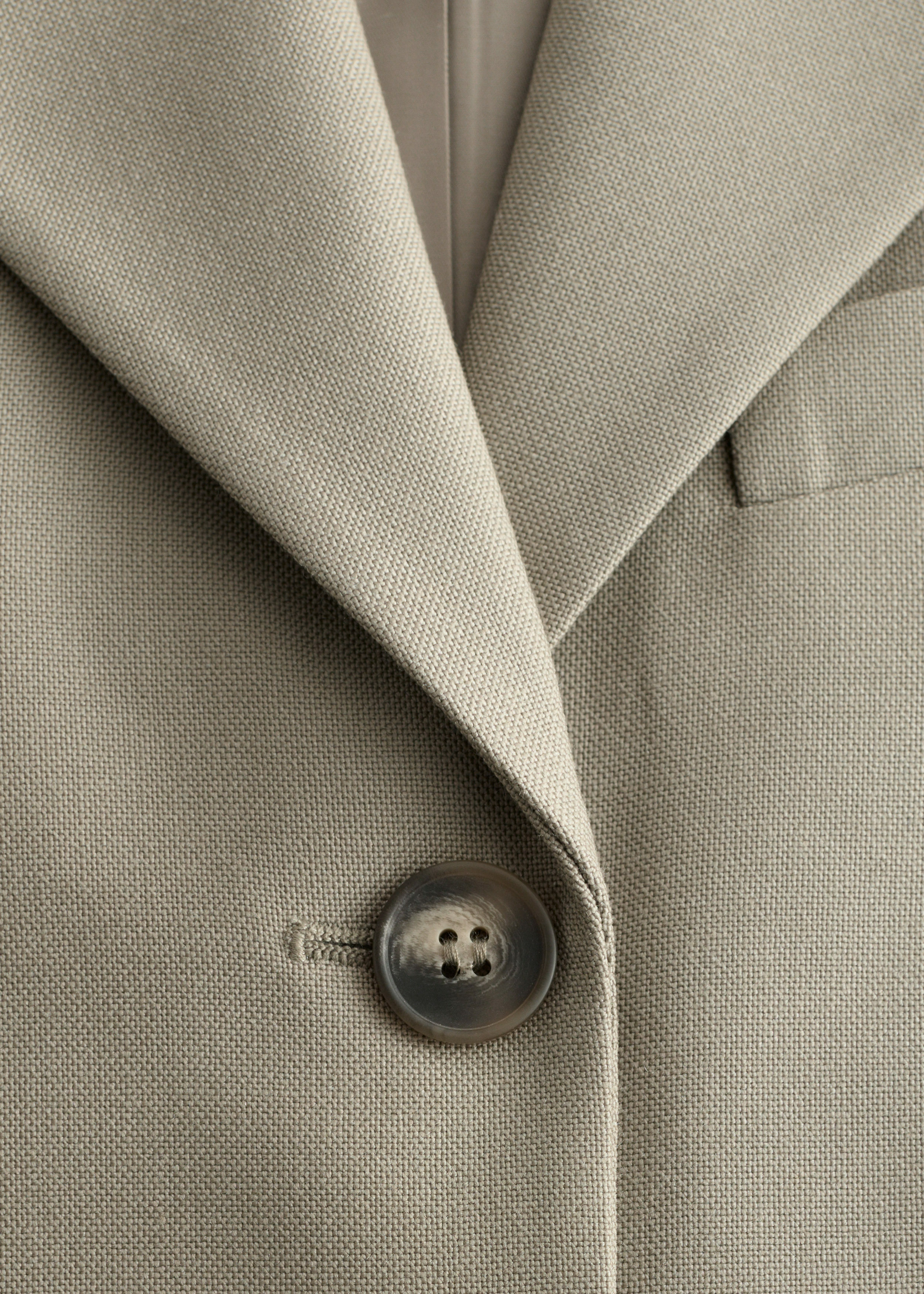 앤아더스토리즈 테이퍼드 블레이저의 몰컬러 Detail입니다.