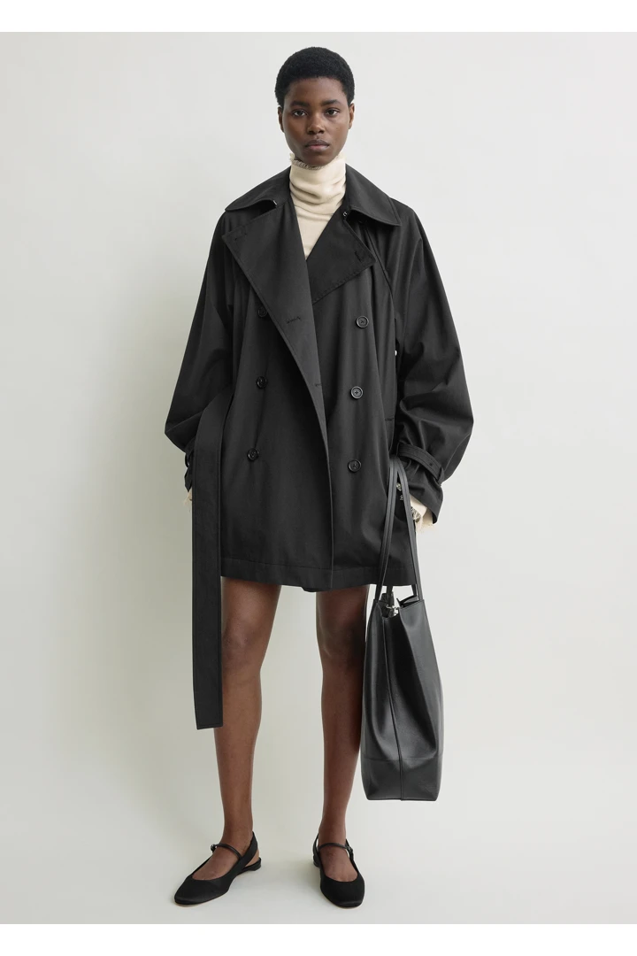 TOTEME default image 7 of 블랙 in 워시드 코튼 트렌치 워시드 블랙