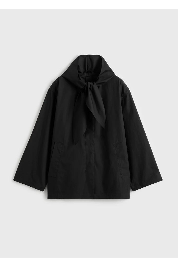 TOTEME 테크니컬 스카프 재킷 블랙의 블랙컬러 5번쨰 이미지입니다.