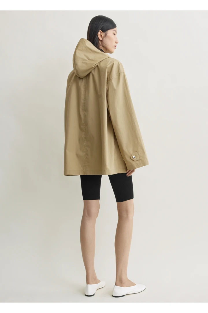 TOTEME 테크니컬 스카프 재킷 캐슈의 캐슈컬러 1번쨰 이미지입니다.