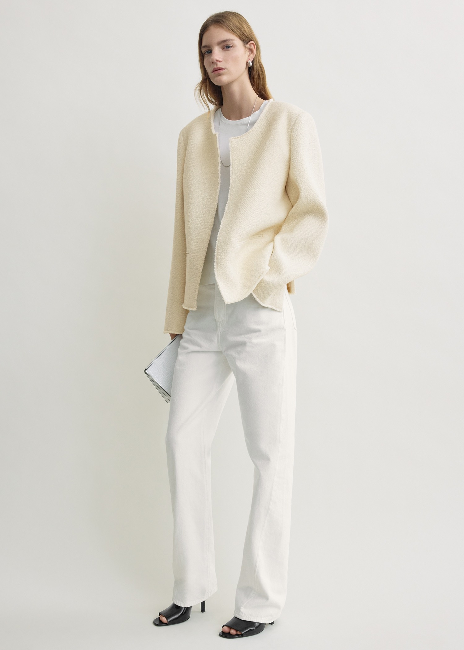 TOTEME default image 7 of 크림 in 오픈 프론트 부클레 블레이저 에크루