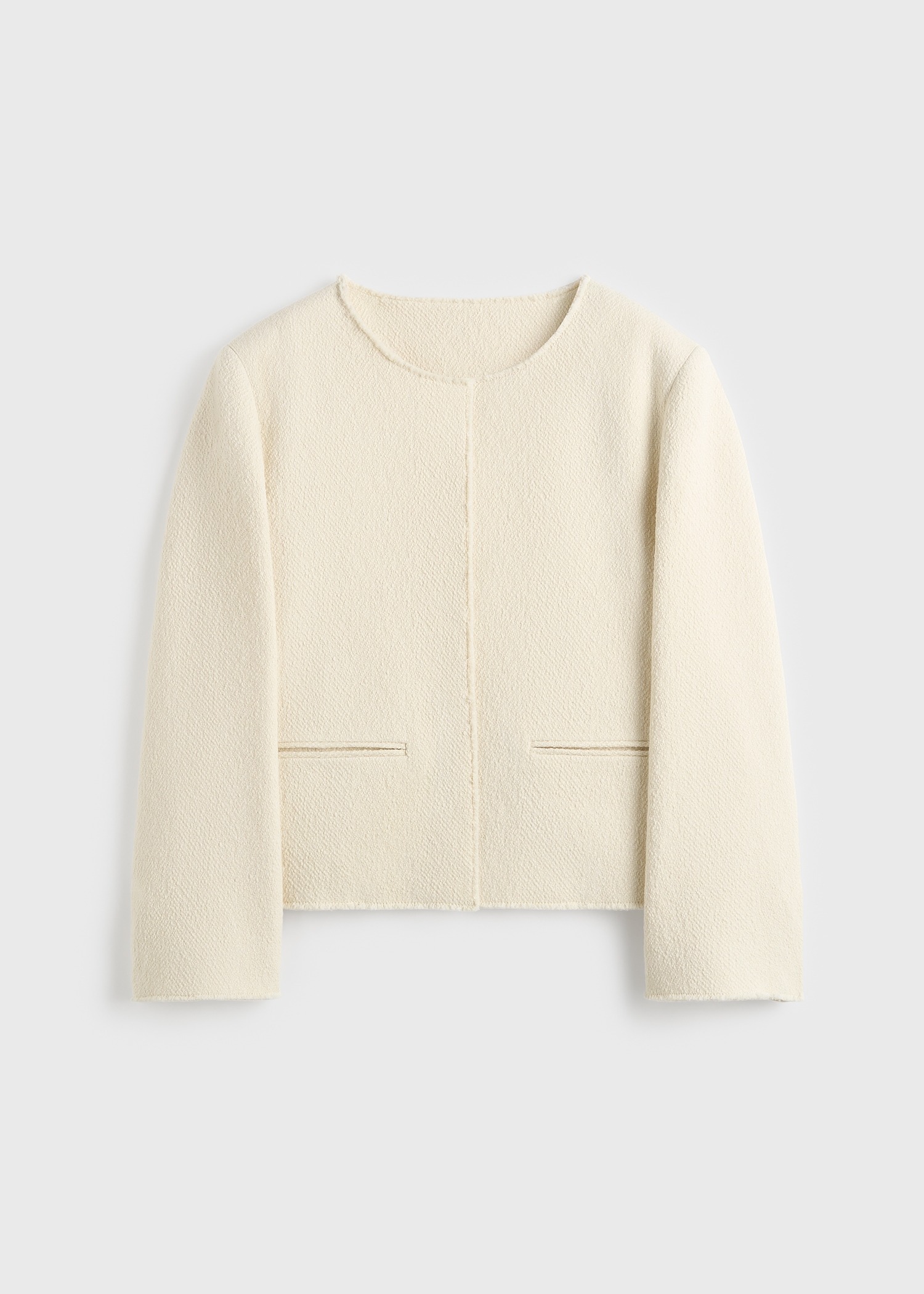 TOTEME 오픈 프론트 부클레 블레이저 에크루의 에크루컬러 4번쨰 이미지입니다.