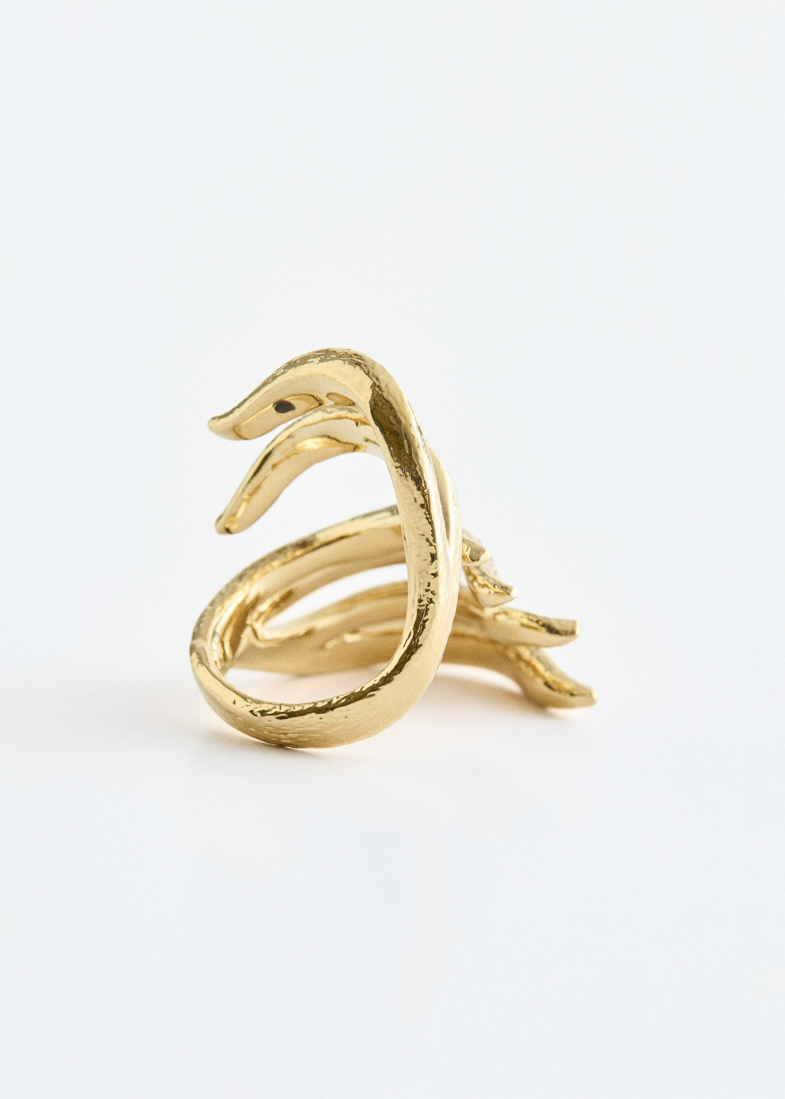 앤아더스토리즈 멀티 와이어 크리스탈 링의 골드컬러 Product입니다.