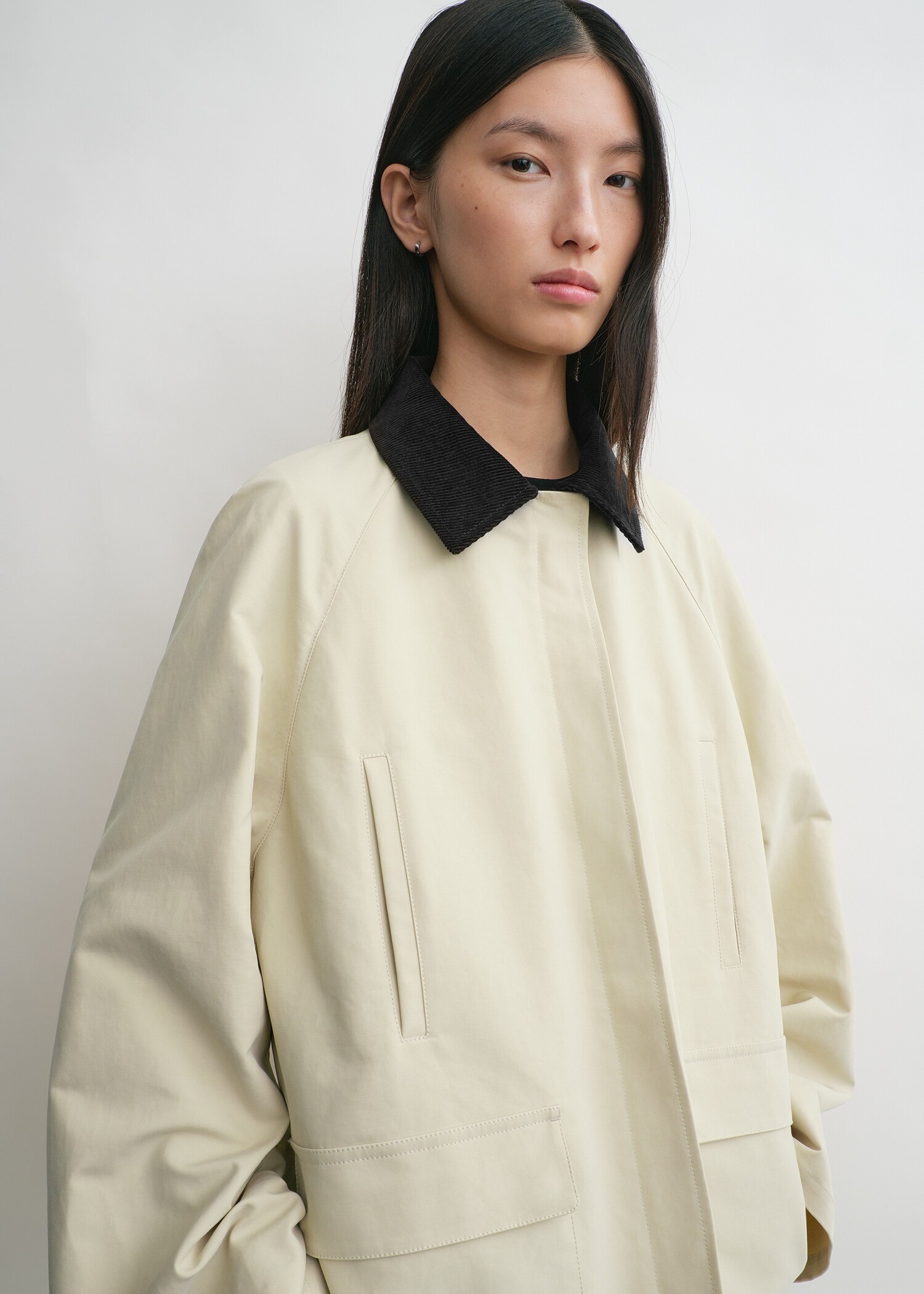 TOTEME 썸머 컨트리 재킷 피넛의 피넛컬러 3번쨰 이미지입니다.