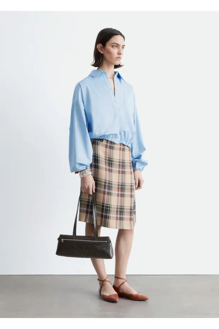 앤아더스토리즈 니 렝스 타탄 랩 스커트의 베이지-타탄컬러 ECOMLook입니다.