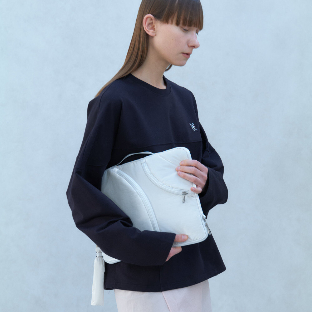 [현대백화점] Lake 13 Laptop Clutch_Cream +할인쿠폰