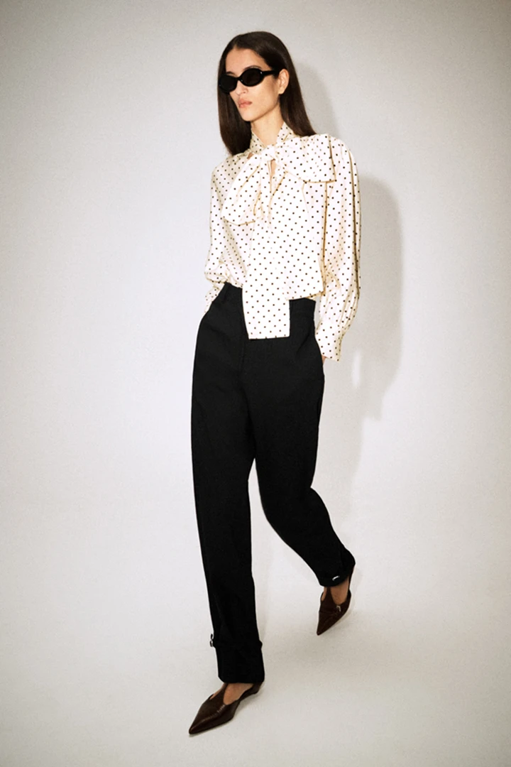 COS default image 0 of 블랙 in 리넨 스트레이트 레그 트라우저