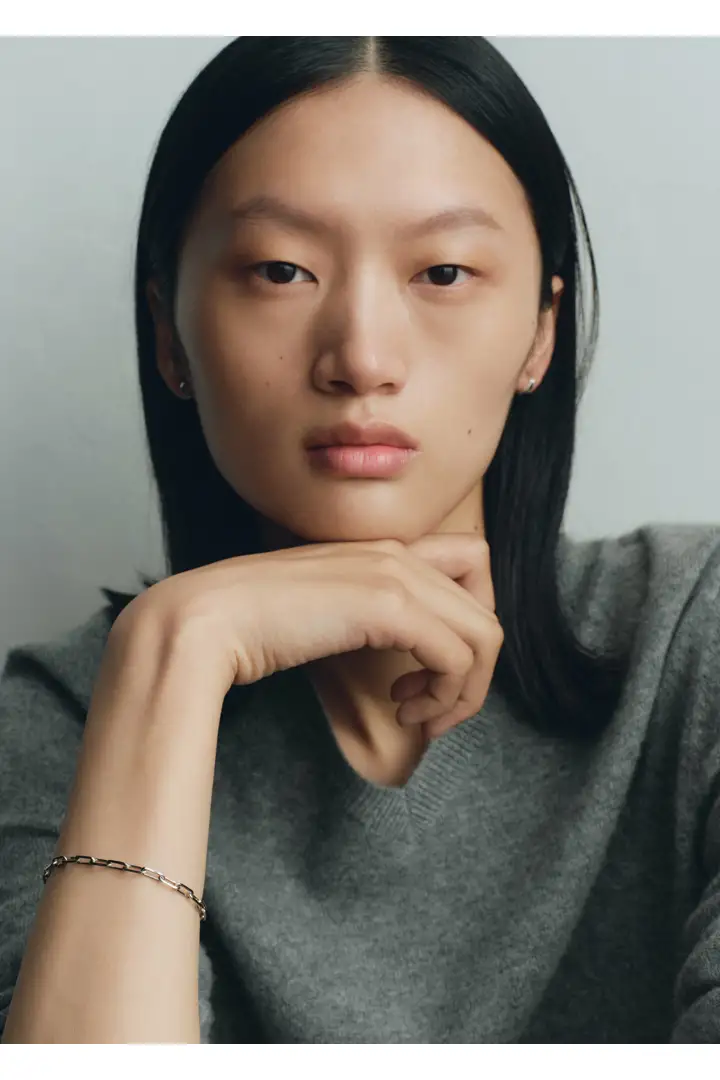 TOTEME 체인 브레이슬릿 18KT 화이트 골드의 화이트 골드컬러 1번쨰 이미지입니다.