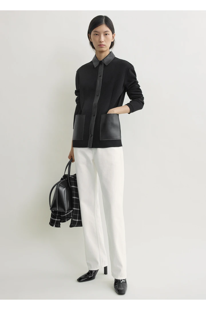 TOTEME default image 19 of 블랙 in 패치 포켓 셔츠 블랙