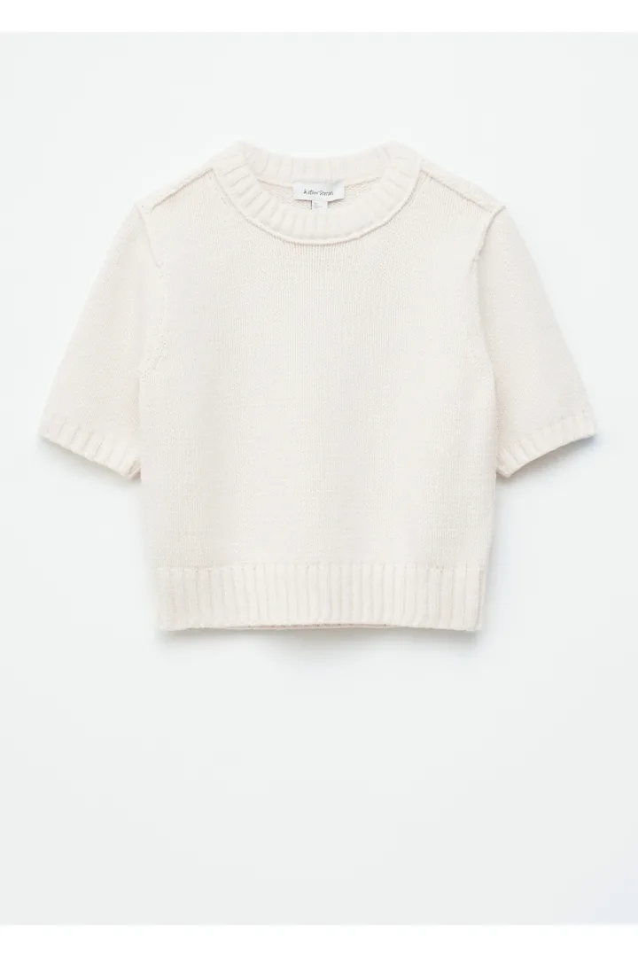 앤아더스토리즈 립 니트 티셔츠의 화이트컬러 Product입니다.