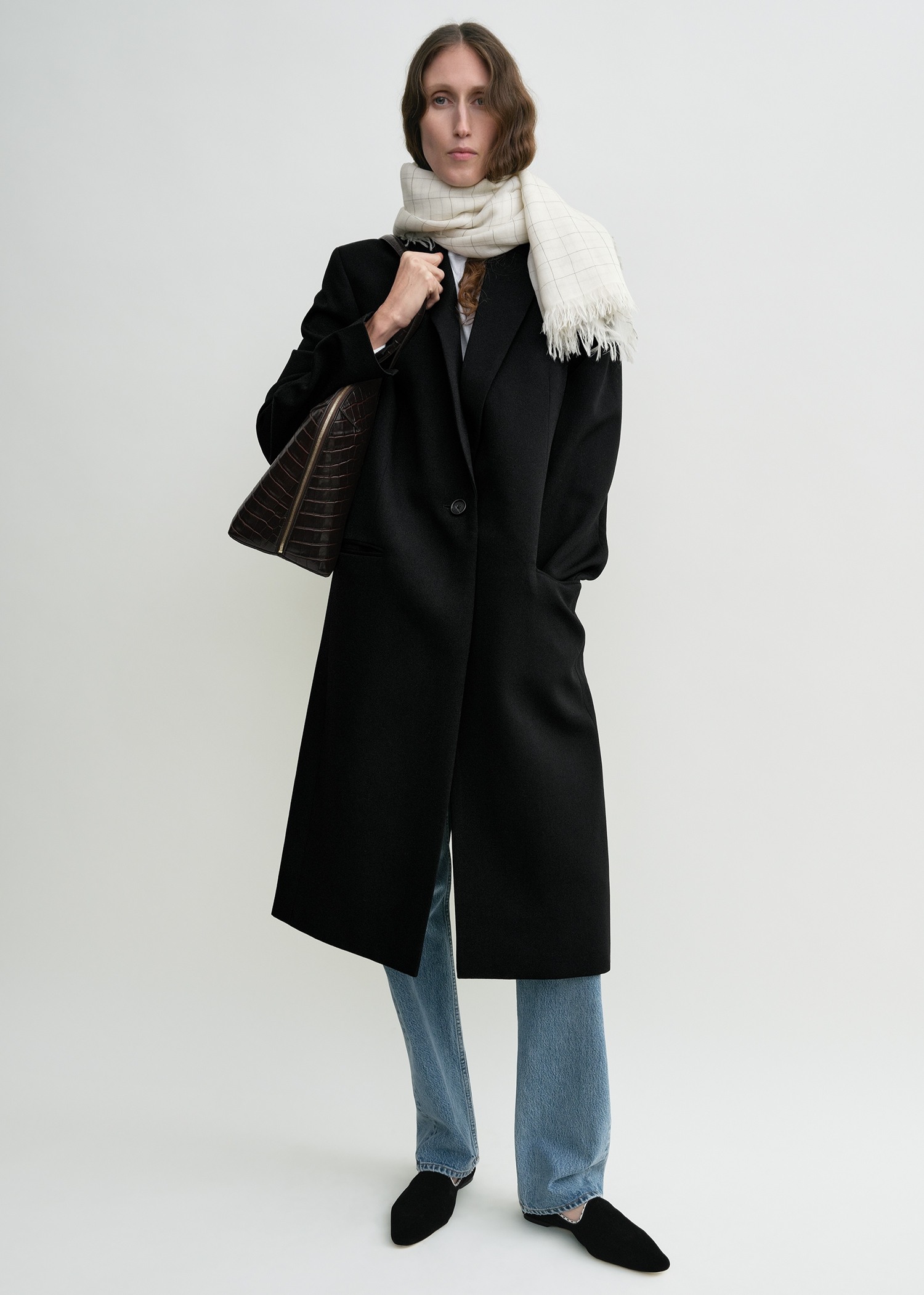 TOTEME 체크 라이트 울 스카프 에크루/블랙의 에크루/블랙컬러 1번쨰 이미지입니다.