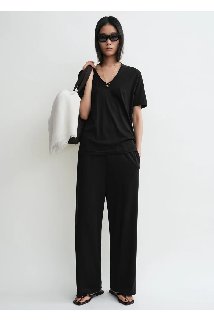 TOTEME default image 19 of 블랙 in 코튼 실크 티셔츠 블랙