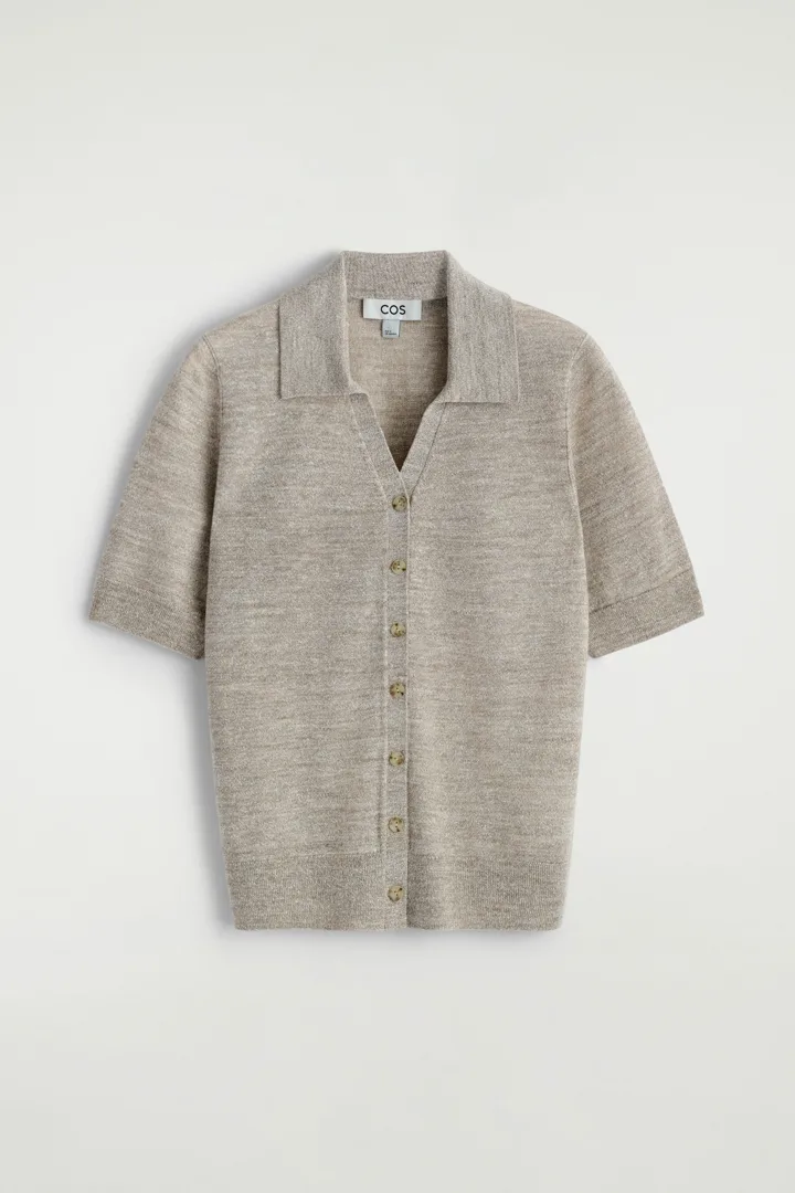 COS default image 3 of 베이지 in 니티드 리넨 메리노 쇼트 슬리브 셔츠