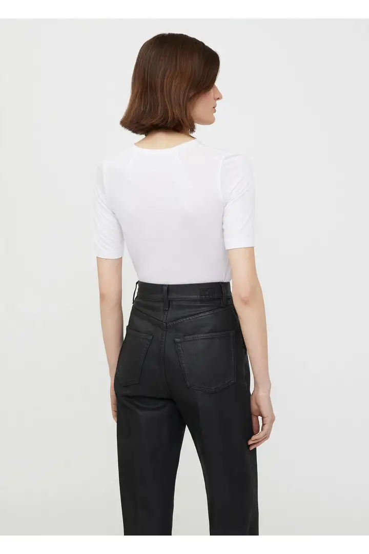 TOTEME 씬 캐시미어 모달 티셔츠의 오프-화이트컬러 2번쨰 이미지입니다.