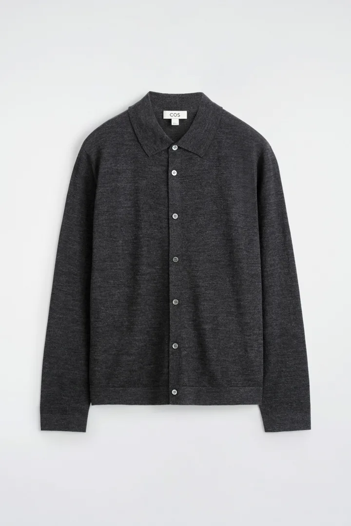 COS default image 32 of 그레이 in 메리노 울 셔츠