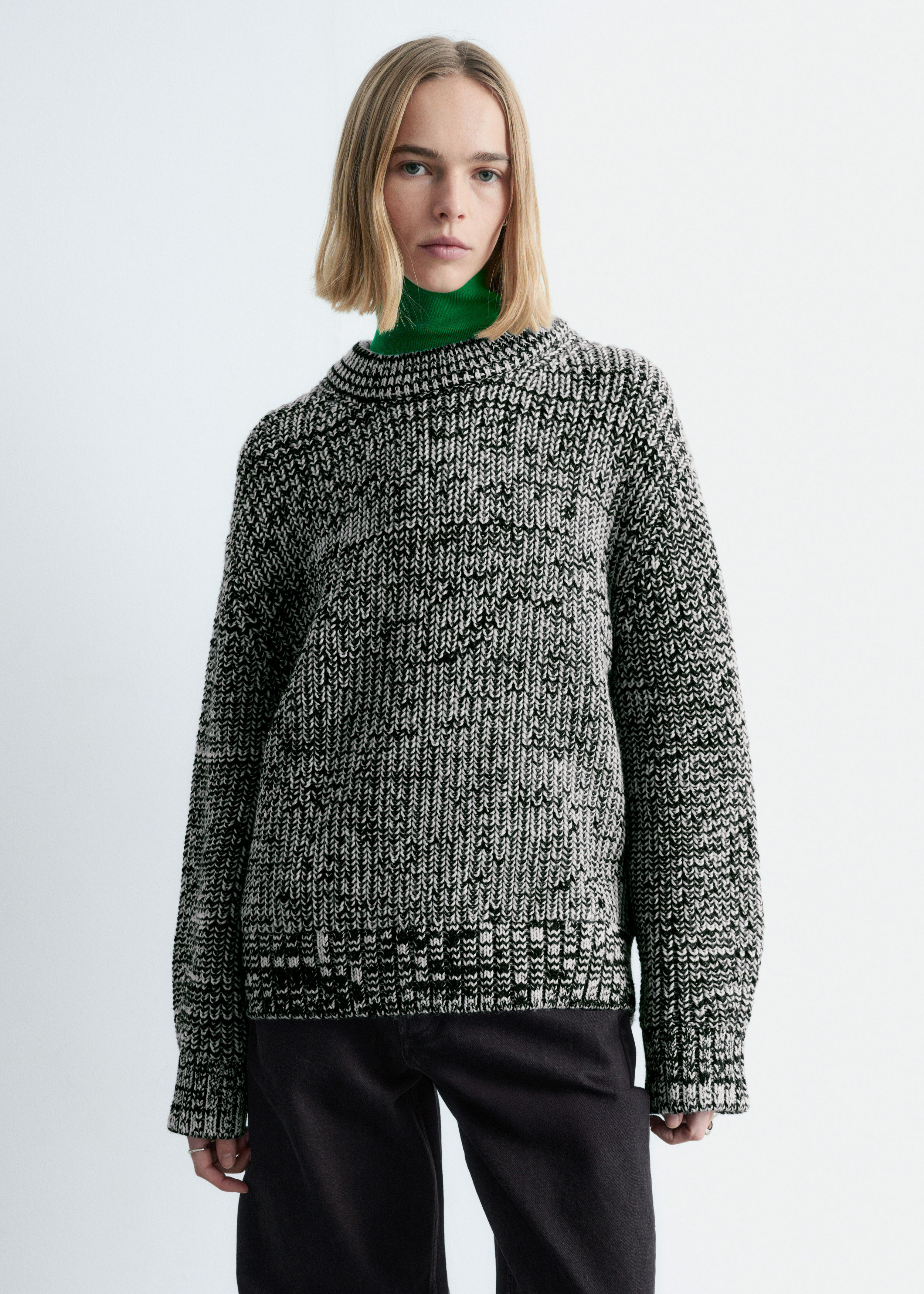 &OS image 22 of 블랙 in 오버사이즈 울 스웨터