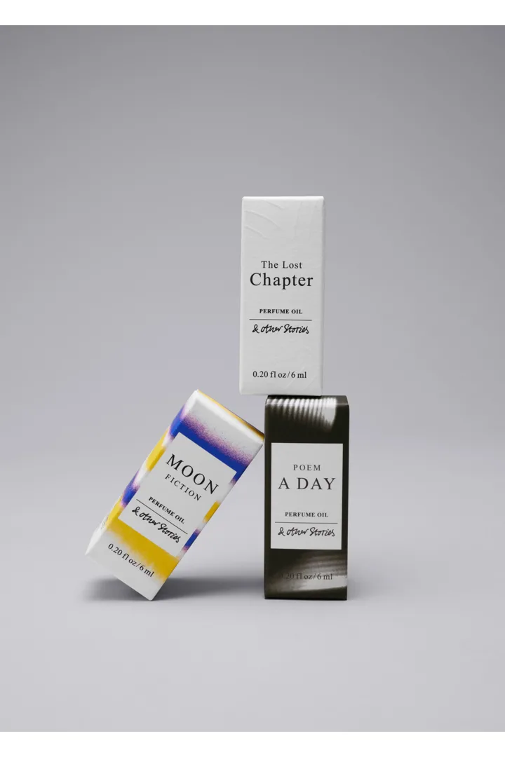 앤아더스토리즈 롤 온 퍼퓸 오일의 문 픽션컬러 Detail입니다.