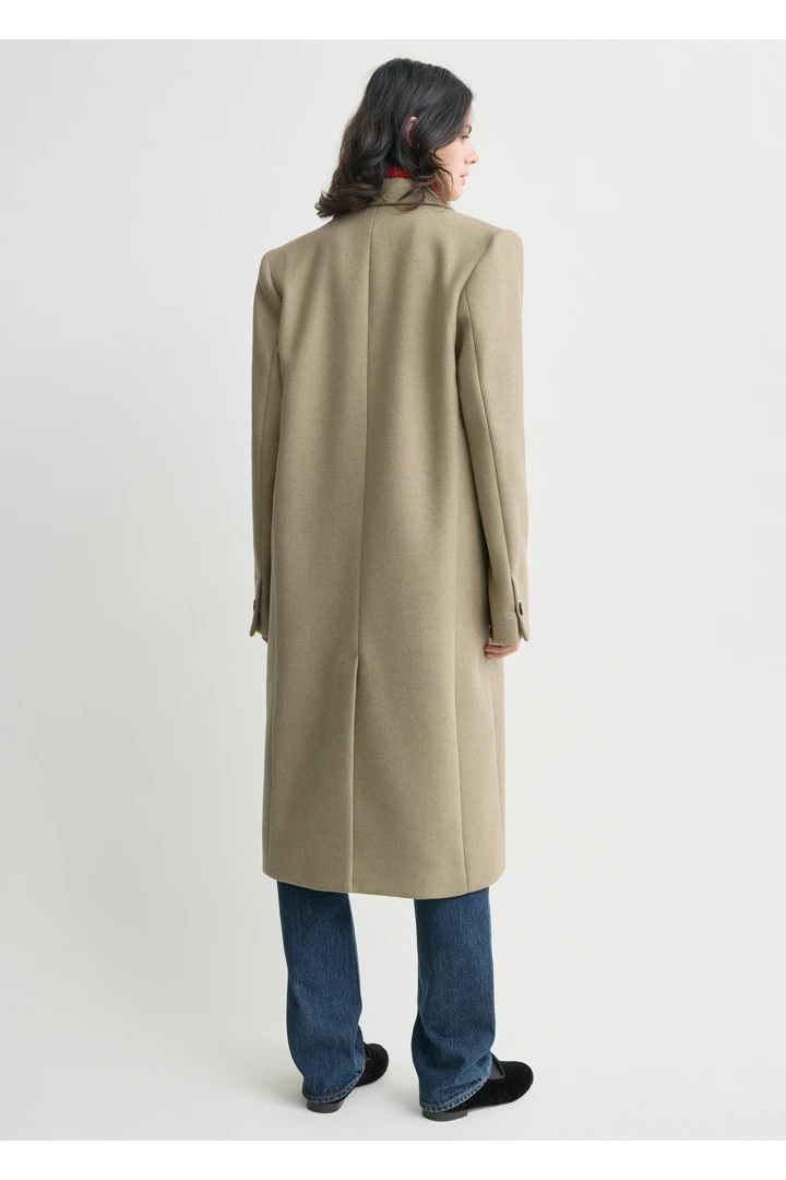 TOTEME 클래식 윈터 코트 비스킷의 비스킷컬러 2번쨰 이미지입니다.