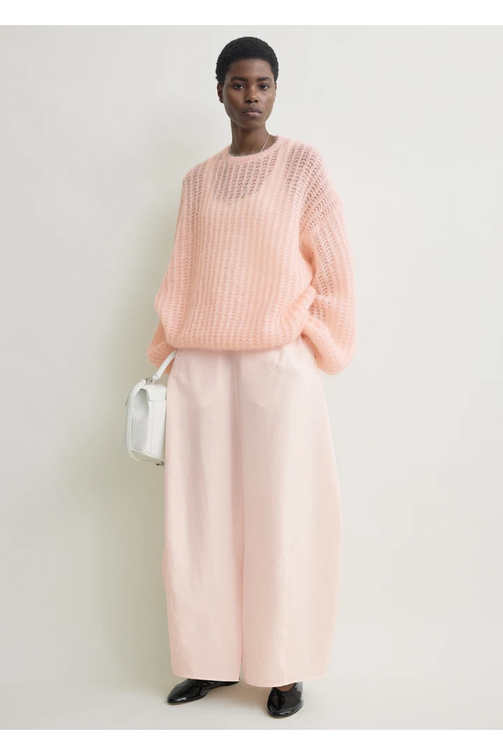 TOTEME default image 4 of 핑크 in 퍼프 니트 블룸