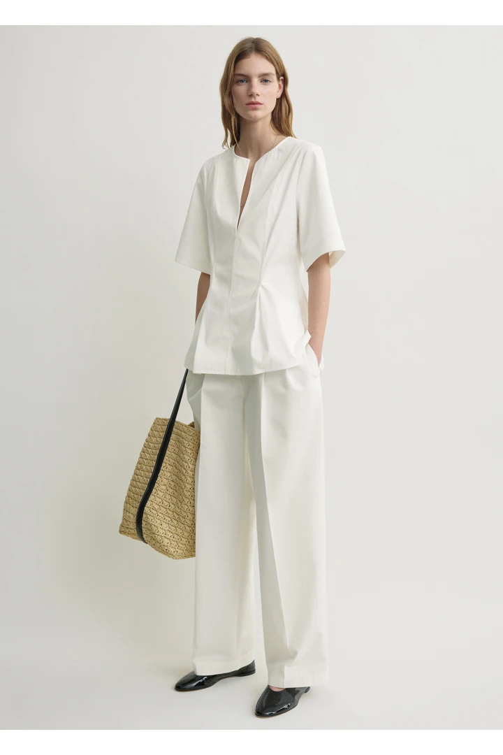 TOTEME default image 5 of 화이트 in 테일러드 코튼 탑 화이트